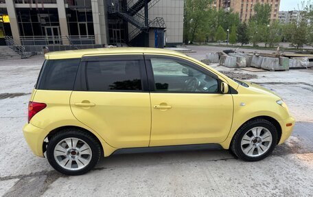 Toyota Ist II, 2003 год, 550 000 рублей, 2 фотография