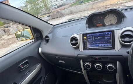 Toyota Ist II, 2003 год, 550 000 рублей, 10 фотография