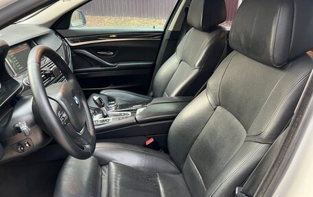 BMW 5 серия, 2014 год, 2 350 000 рублей, 16 фотография