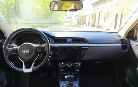 KIA Rio IV, 2017 год, 1 450 000 рублей, 2 фотография