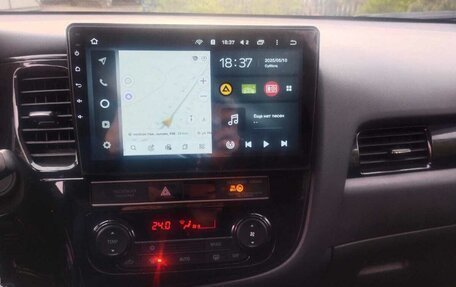 Mitsubishi Outlander III рестайлинг 3, 2019 год, 2 480 000 рублей, 9 фотография