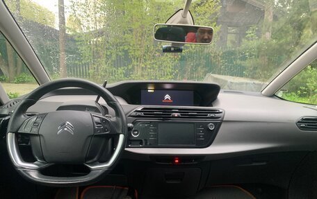 Citroen C4 Picasso II рестайлинг, 2018 год, 1 290 000 рублей, 8 фотография