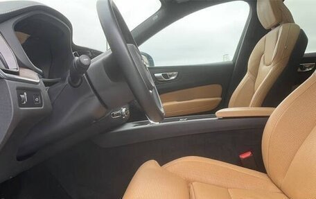 Volvo XC60 II, 2022 год, 4 275 000 рублей, 6 фотография
