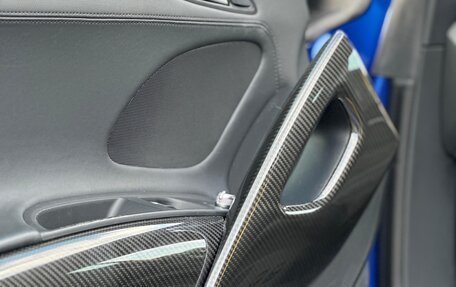 Audi R8, 2013 год, 10 000 000 рублей, 13 фотография