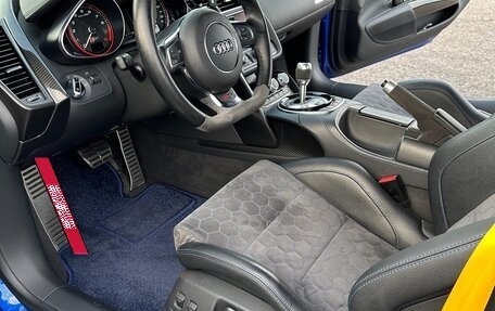 Audi R8, 2013 год, 10 000 000 рублей, 27 фотография