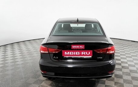 Audi A3, 2018 год, 2 090 000 рублей, 7 фотография