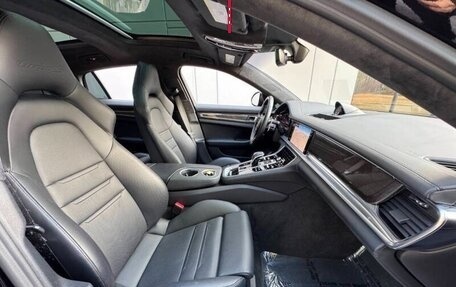 Porsche Panamera II рестайлинг, 2022 год, 14 070 000 рублей, 11 фотография