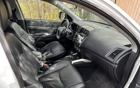 Mitsubishi ASX I рестайлинг, 2013 год, 1 500 000 рублей, 11 фотография