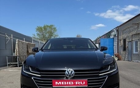 Volkswagen Arteon I, 2018 год, 3 200 000 рублей, 1 фотография