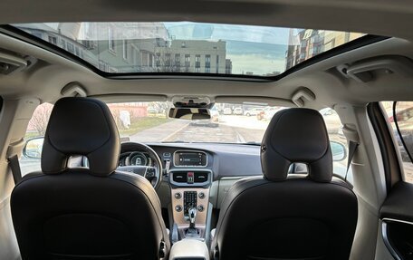 Volvo V40 Cross Country I, 2013 год, 1 435 000 рублей, 16 фотография