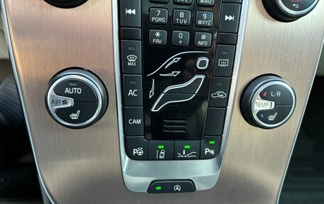 Volvo V40 Cross Country I, 2013 год, 1 435 000 рублей, 17 фотография