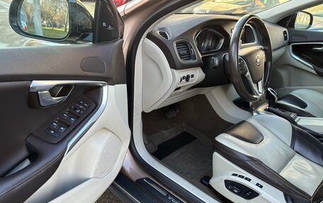 Volvo V40 Cross Country I, 2013 год, 1 435 000 рублей, 30 фотография