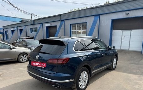 Volkswagen Touareg III, 2020 год, 6 000 000 рублей, 5 фотография