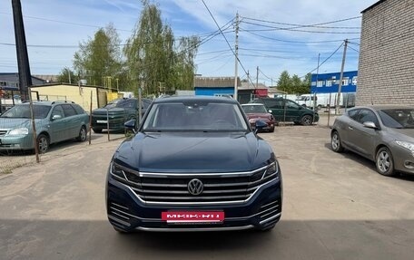 Volkswagen Touareg III, 2020 год, 6 000 000 рублей, 2 фотография