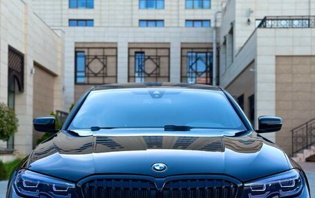 BMW 3 серия, 2019 год, 3 450 000 рублей, 4 фотография