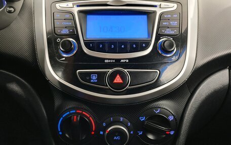 Hyundai Solaris II рестайлинг, 2014 год, 840 000 рублей, 14 фотография