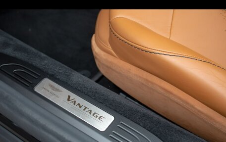 Aston Martin V8 Vantage IV, 2022 год, 15 300 000 рублей, 19 фотография
