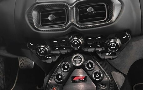 Aston Martin V8 Vantage IV, 2022 год, 19 240 000 рублей, 7 фотография