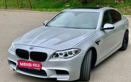 BMW 5 серия, 2015 год, 2 350 000 рублей, 14 фотография