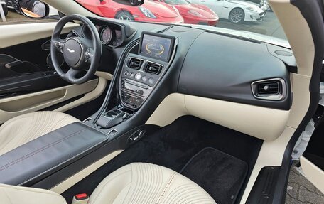 Aston Martin DB11 I, 2022 год, 15 810 000 рублей, 11 фотография