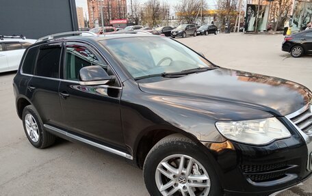 Volkswagen Touareg III, 2007 год, 670 000 рублей, 2 фотография