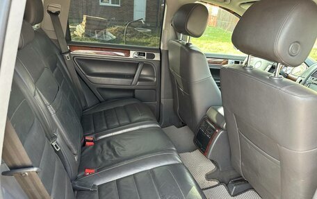 Volkswagen Touareg III, 2007 год, 670 000 рублей, 11 фотография