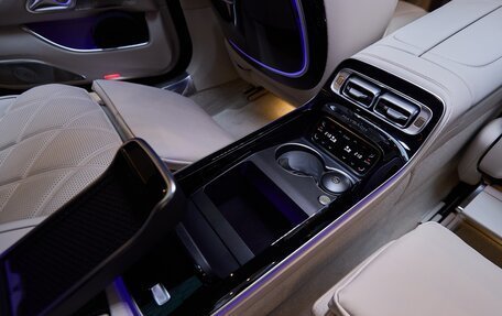 Mercedes-Benz Maybach S-Класс, 2025 год, 30 500 000 рублей, 40 фотография
