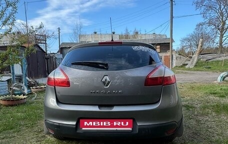 Renault Megane III, 2011 год, 625 000 рублей, 2 фотография