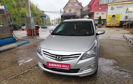 Hyundai Solaris II рестайлинг, 2016 год, 930 000 рублей, 2 фотография