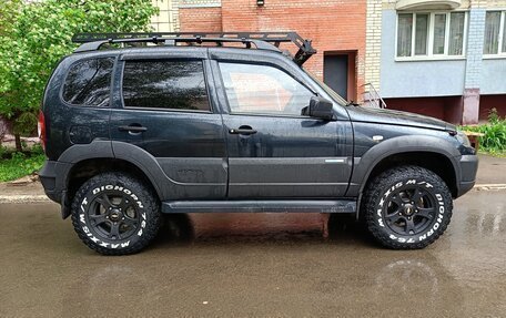 Chevrolet Niva I рестайлинг, 2014 год, 899 000 рублей, 3 фотография