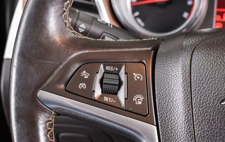 Opel Mokka I, 2013 год, 1 300 000 рублей, 17 фотография