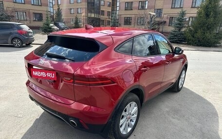Jaguar E-Pace, 2018 год, 2 140 000 рублей, 6 фотография