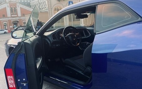 Dodge Challenger III рестайлинг 2, 2019 год, 3 500 000 рублей, 9 фотография