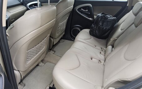 Toyota RAV4, 2006 год, 1 100 000 рублей, 10 фотография
