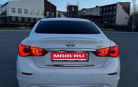 Infiniti Q50 I рестайлинг, 2015 год, 2 350 000 рублей, 4 фотография