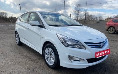 Hyundai Solaris II рестайлинг, 2016 год, 1 100 000 рублей, 2 фотография