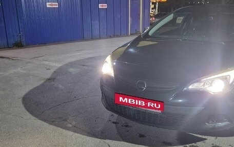 Opel Astra J, 2013 год, 900 000 рублей, 2 фотография
