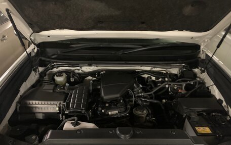 Toyota Land Cruiser Prado 150 рестайлинг 2, 2018 год, 4 500 000 рублей, 8 фотография
