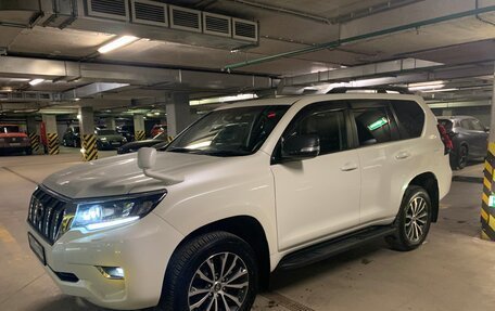 Toyota Land Cruiser Prado 150 рестайлинг 2, 2018 год, 4 500 000 рублей, 9 фотография