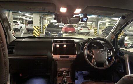 Toyota Land Cruiser Prado 150 рестайлинг 2, 2018 год, 4 500 000 рублей, 12 фотография