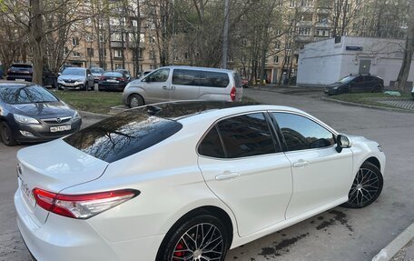 Toyota Camry, 2019 год, 2 100 000 рублей, 10 фотография