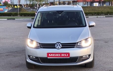 Volkswagen Sharan II, 2018 год, 2 350 000 рублей, 5 фотография
