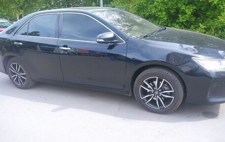 Toyota Camry, 2017 год, 2 000 000 рублей, 1 фотография
