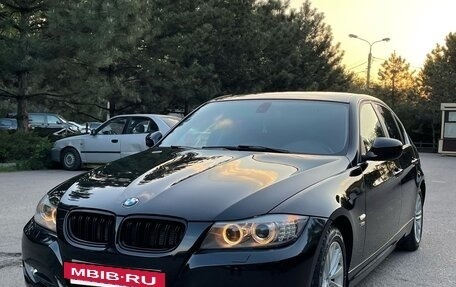 BMW 3 серия, 2011 год, 1 200 000 рублей, 3 фотография