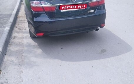 Toyota Camry, 2017 год, 2 000 000 рублей, 14 фотография