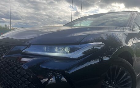Toyota Avalon, 2022 год, 4 150 000 рублей, 3 фотография