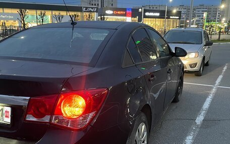 Chevrolet Cruze II, 2013 год, 490 000 рублей, 3 фотография