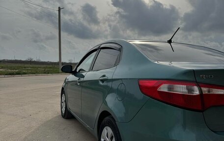 KIA Rio III рестайлинг, 2011 год, 760 000 рублей, 2 фотография