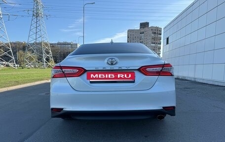 Toyota Camry, 2019 год, 2 480 000 рублей, 3 фотография