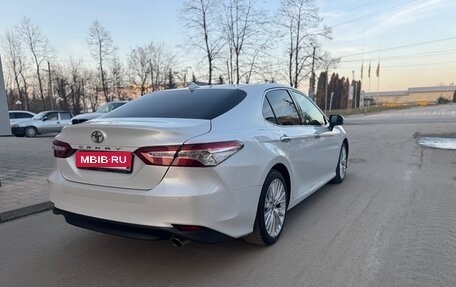 Toyota Camry, 2019 год, 3 170 000 рублей, 6 фотография